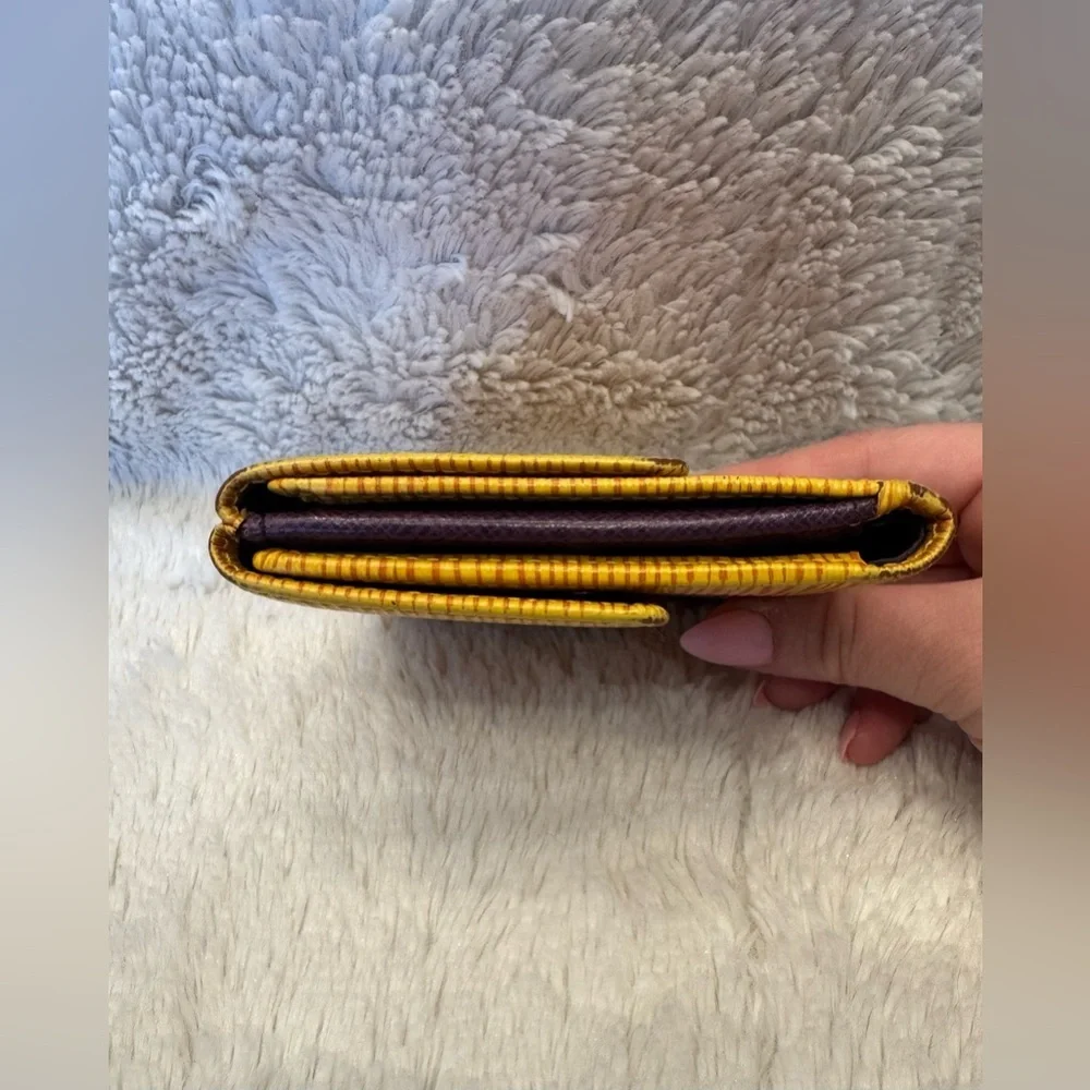 Vintage Louis Vuitton Elise Epi Wallet